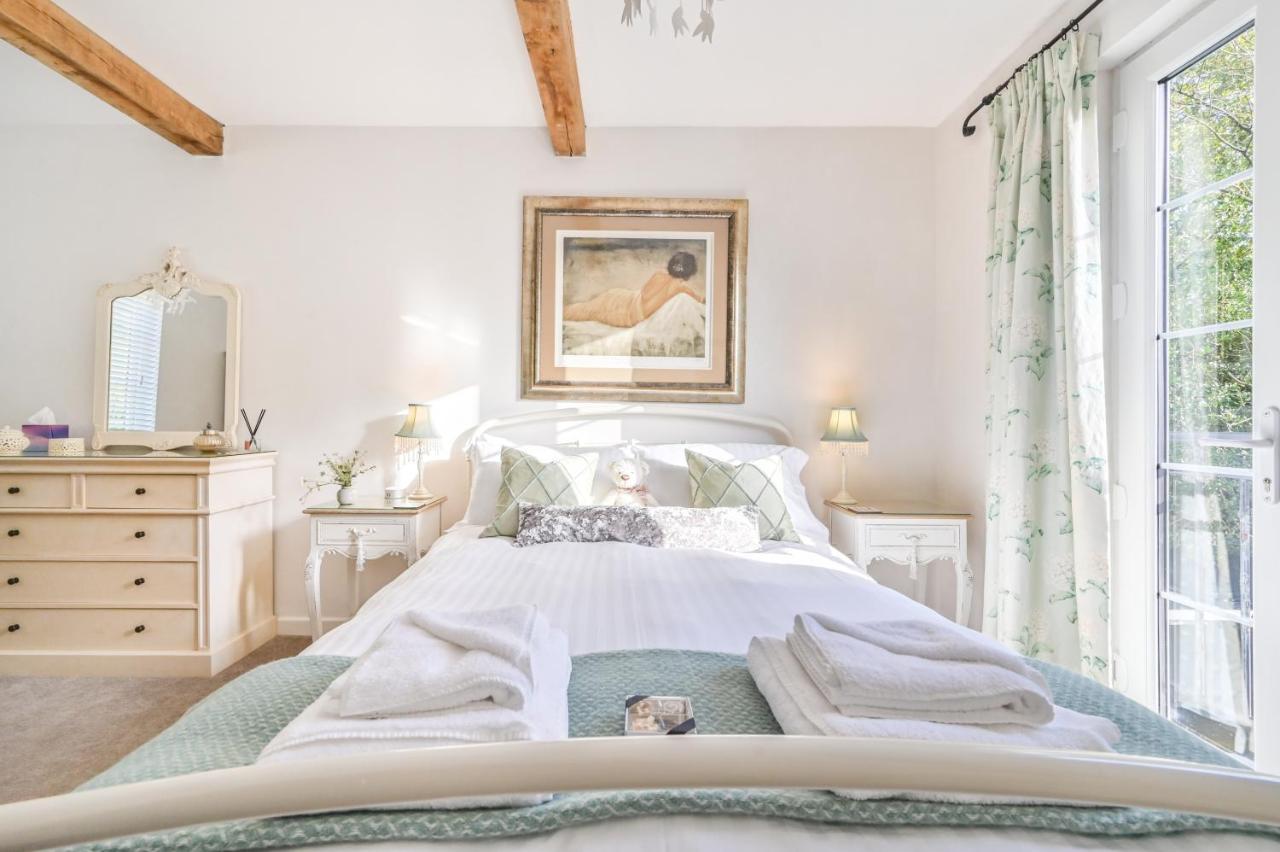 A Superb Bijou Retreat With Jacuzzi Near An Excellent Village Pub Yelverton Exterior foto